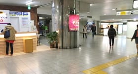 4番出口のある左方向へ。【画像】