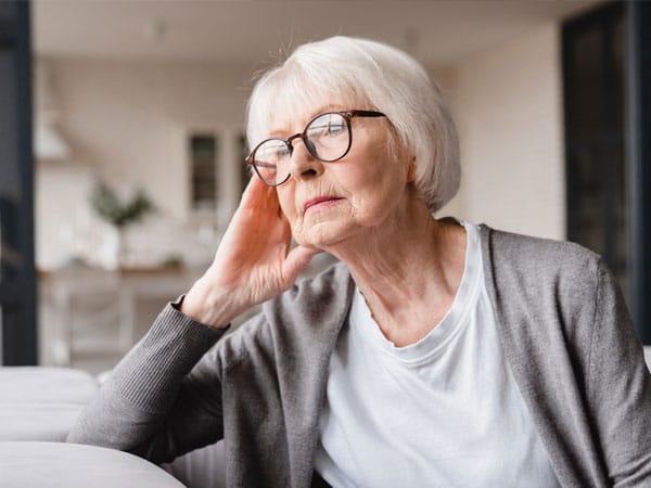 たるみが大きく進行している人【画像】