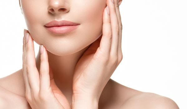 毛穴の開き（開き毛穴）の特徴【画像】