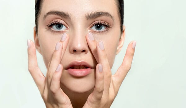 スキンケアで肌のターンオーバーを整える【画像】