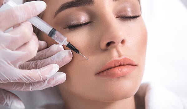 ヒアルロン酸注射などの美容医療【画像】