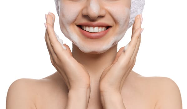 過度な洗顔はNG【画像】