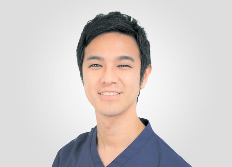 新屋 剛広 医師